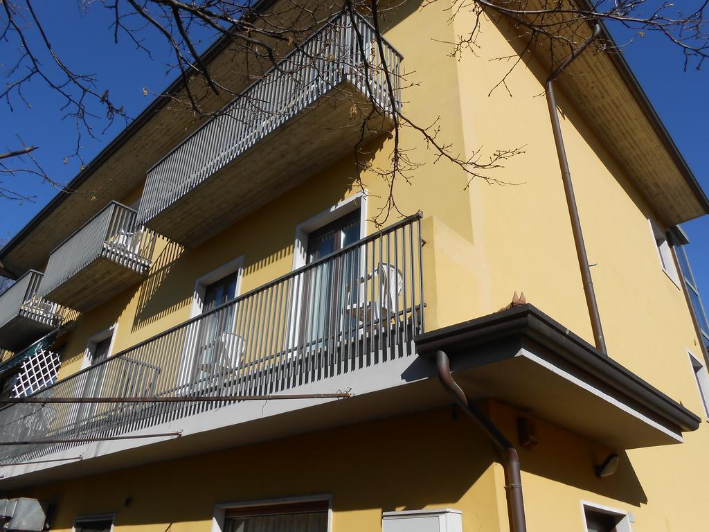 Albergo Villa Eva Костермано Екстериор снимка