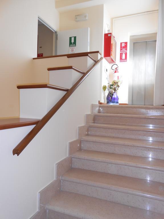 Albergo Villa Eva Костермано Екстериор снимка